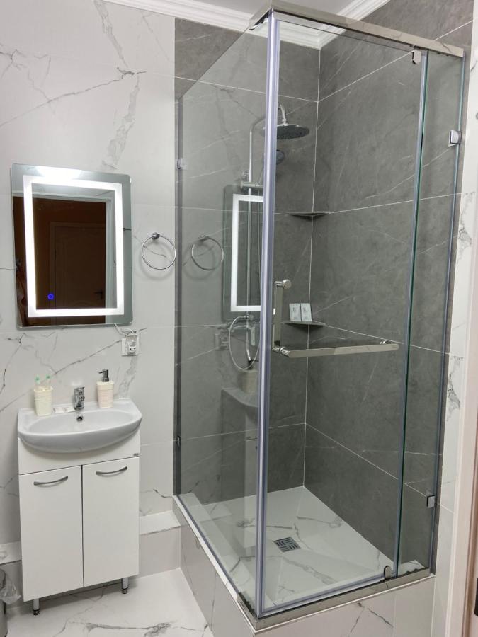 Apartment in the city centre Astana Buitenkant foto